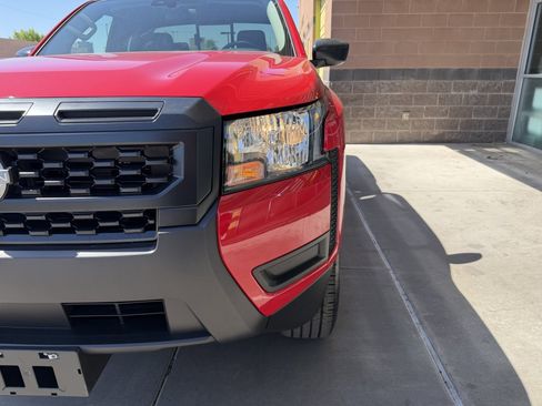 Used 2025 Nissan Frontier S AWD/4WD image 11