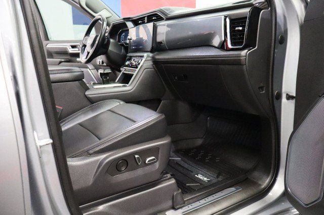 Used 2023 GMC Sierra 1500 Denali w/ Denali Reserve Package AWD/4WD image 65