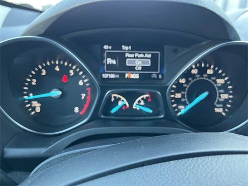 Used 2017 Ford Escape Titanium image 39