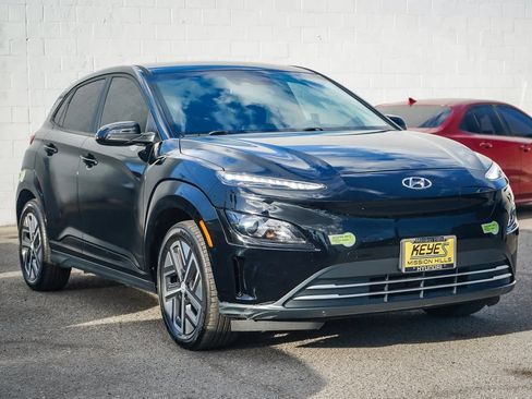 Certified 2023 Hyundai Kona SE image 4