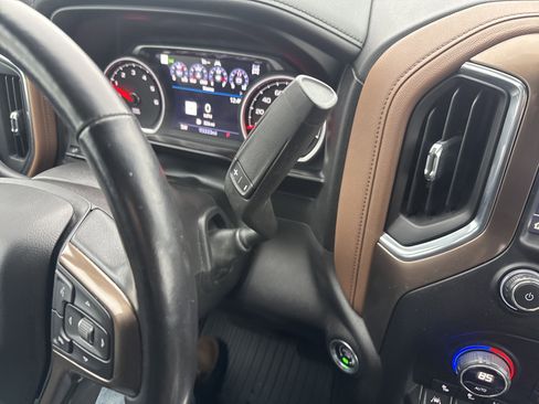 Used 2020 Chevrolet Silverado 1500 High Country w/ Technology Package image 24