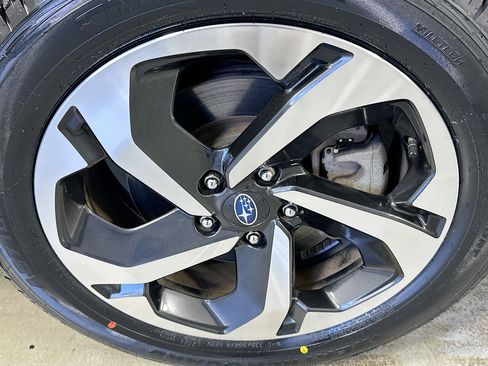 Used 2022 Subaru Forester Touring image 32