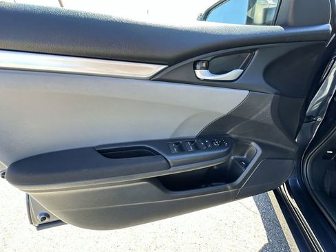 Used 2019 Honda Civic LX image 21