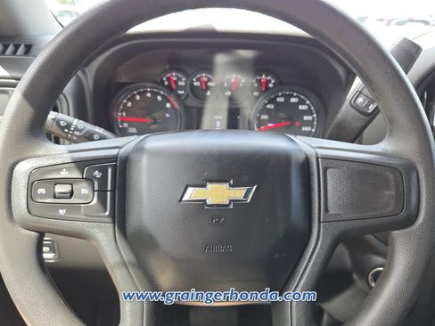 Used 2024 Chevrolet Silverado 2500 Custom w/ Custom Value Package RWD image 18