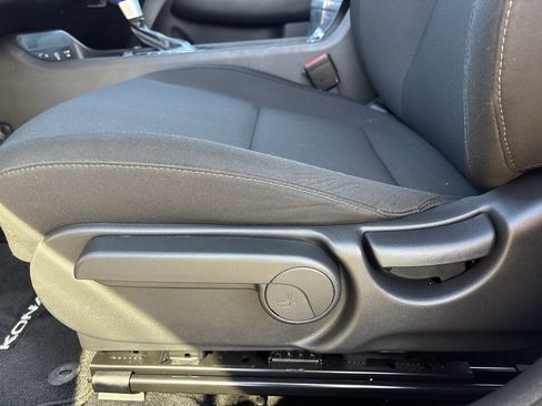 Certified 2024 Hyundai Kona SE image 13