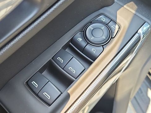 Used 2021 GMC Sierra 1500 AT4 AWD/4WD image 17