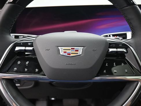 Used 2025 Cadillac Escalade Premium Luxury w/ Touring Package AWD/4WD image 12