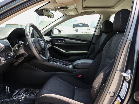 Used 2024 Honda Accord EX image 17