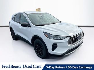 Certified 2024 Ford Escape Active AWD/4WD video 1