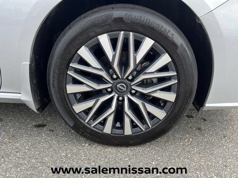 Certified 2024 Nissan Altima 2.5 SV w/ SV Premium Package AWD/4WD image 26