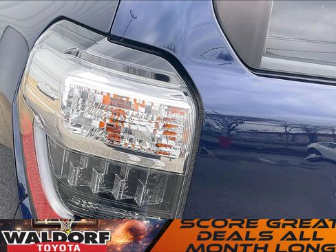 Used 2021 Toyota 4Runner Limited image 34