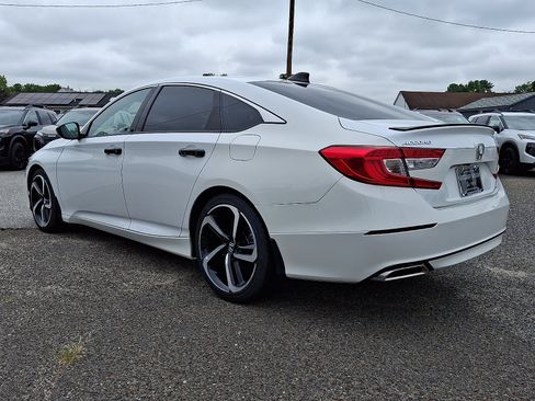 Used 2022 Honda Accord Sport image 4