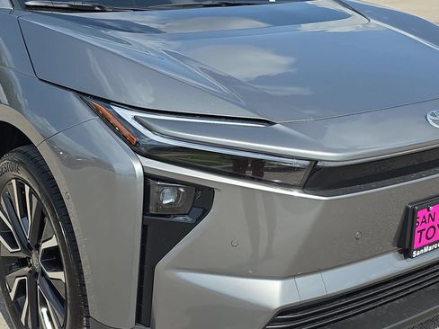 New 2026 Toyota bZ FWD image 27