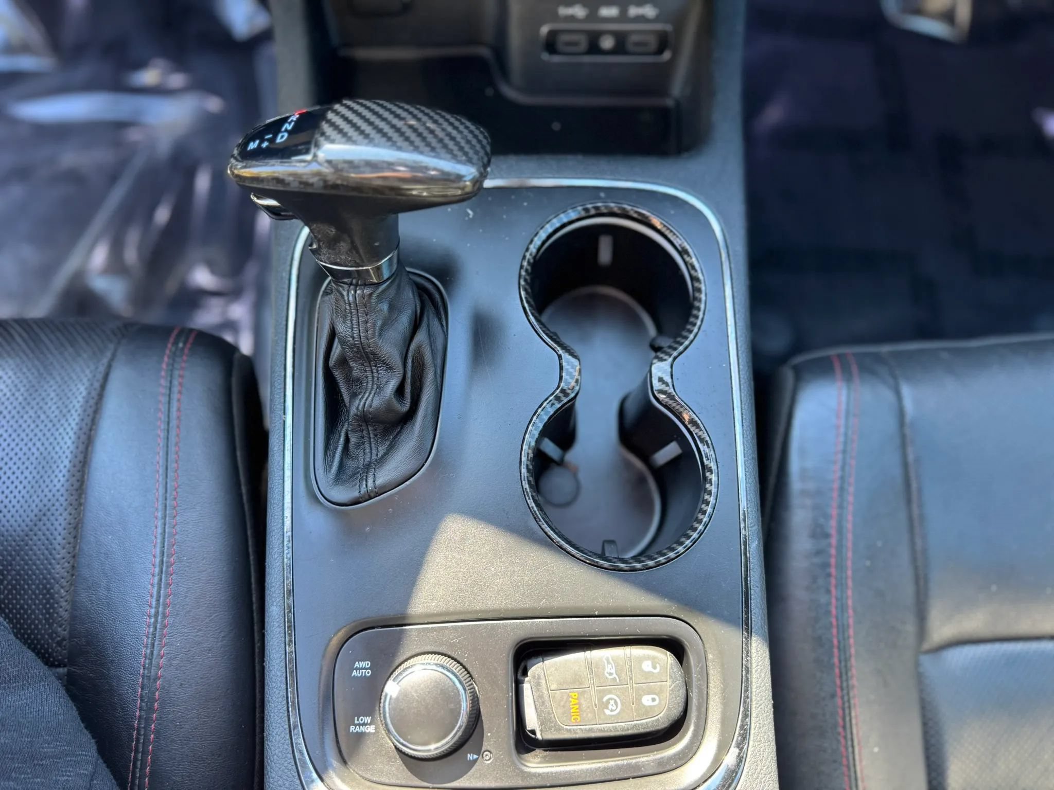 Used 2018 Dodge Durango R/T w/ Blacktop Package AWD/4WD image 23