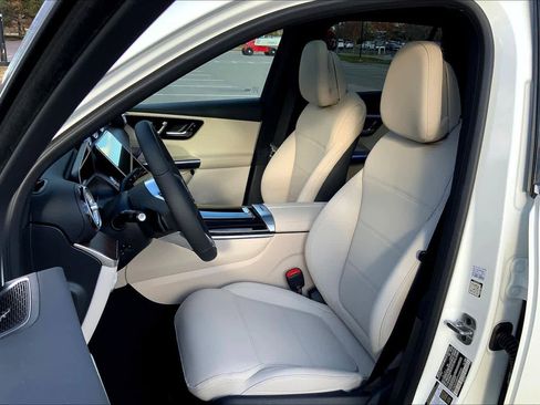 Certified 2026 Mercedes-Benz GLC 300 4MATIC image 12