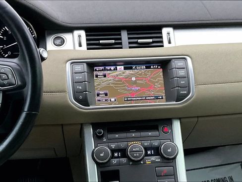 Used 2013 Land Rover Range Rover Evoque Pure Premium image 6