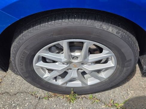 Used 2024 Chevrolet Equinox LT FWD image 10