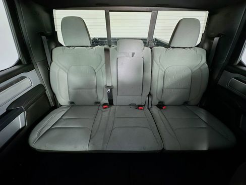 Used 2022 RAM 1500 Big Horn AWD/4WD image 13