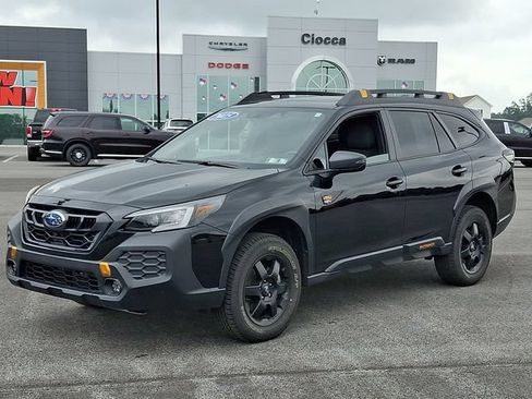 Used 2025 Subaru Outback Wilderness AWD/4WD image 6