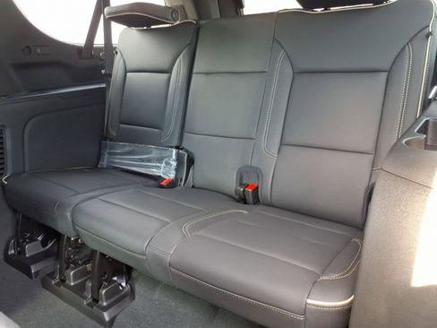 New 2026 GMC Yukon XL Elevation w/ Elevation Premium Package image 12