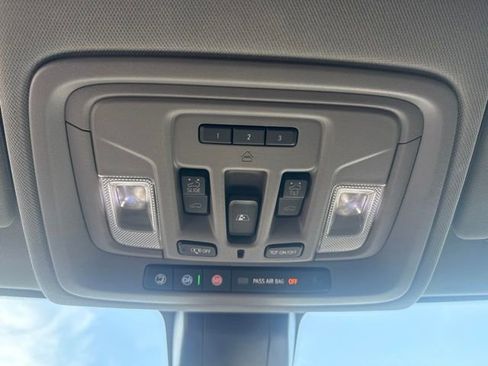 Used 2019 GMC Sierra 1500 Denali w/ Denali Ultimate Package AWD/4WD image 34