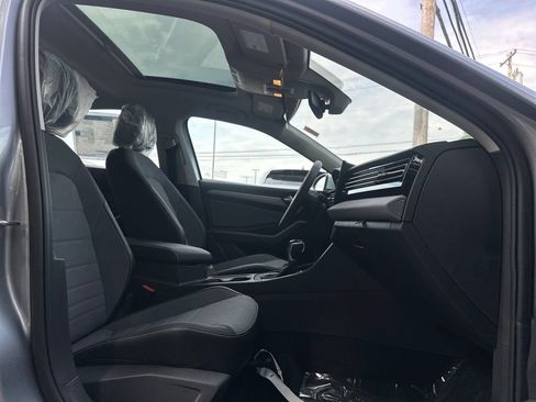 New 2026 Volkswagen Jetta SE FWD image 20