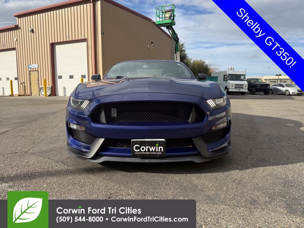 Used 2016 Ford Mustang Shelby GT350 w/ Technology Package RWD image 3