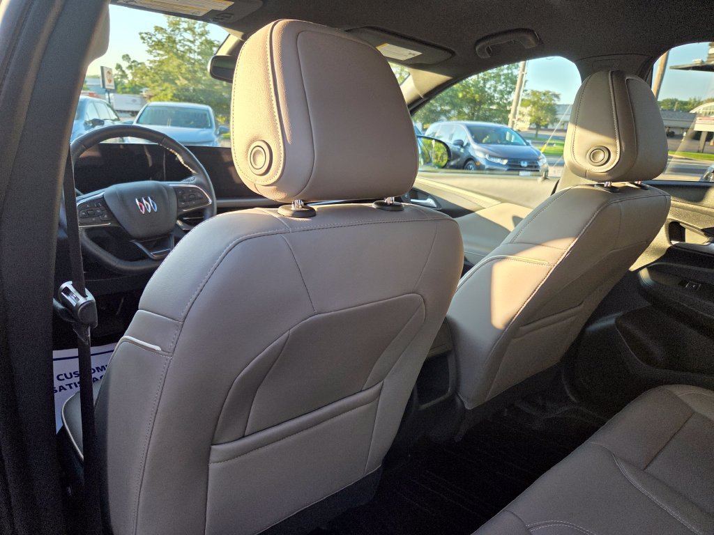 Used 2026 Buick Envista Avenir FWD image 20
