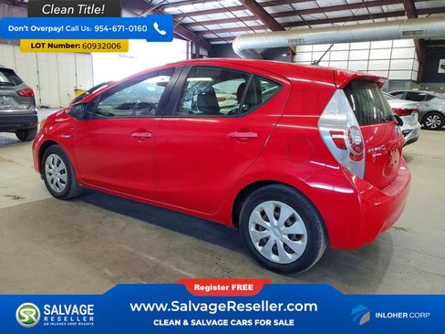 Used 2014 Toyota Prius C Two FWD image 3