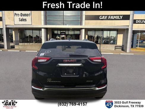 Used 2023 GMC Terrain SLT w/ Infotainment Package II AWD/4WD image 8