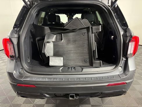 Certified 2025 Ford Explorer ST-Line w/ Premium Package image 33