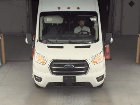 Used 2020 Ford Transit 350 XLT RWD image 2