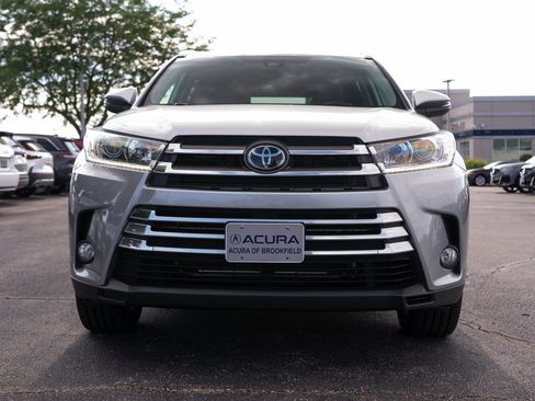 Used 2018 Toyota Highlander Limited AWD/4WD image 3
