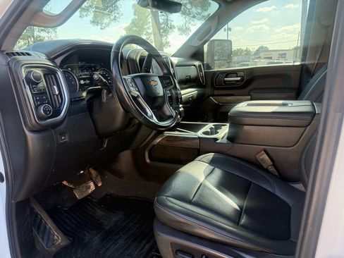 Used 2022 Chevrolet Silverado 2500 LTZ w/ LTZ Premium Texas Edition image 10