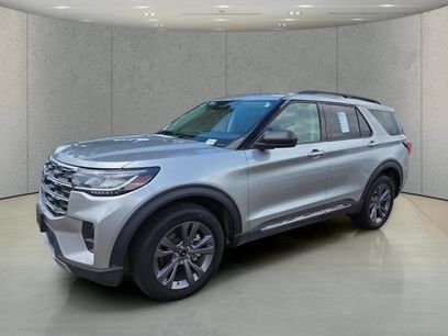 Used 2025 Ford Explorer Active w/ Active Comfort Package