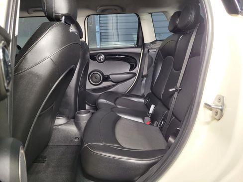 Used 2015 MINI Cooper S image 34