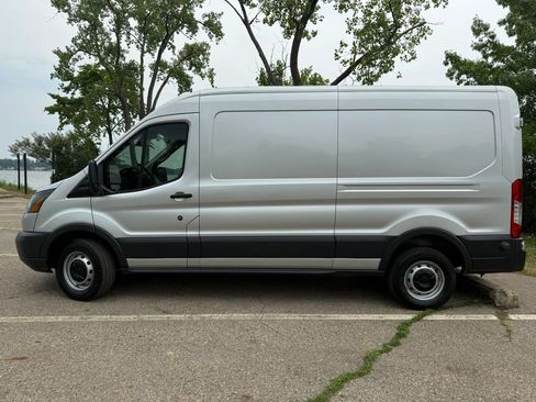 Used 2015 Ford Transit 250 148 Medium Roof w/ Interior Upgrade Package RWD image 8