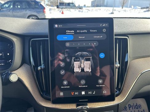 New 2026 Volvo XC60 B5 Plus w/ Climate Package image 21