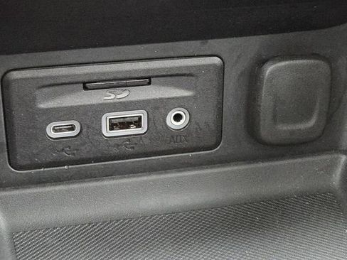 Used 2022 GMC Terrain AT4 w/ Infotainment Package II image 8