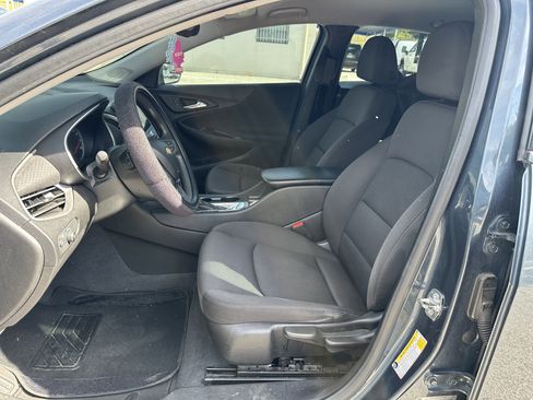Used 2019 Chevrolet Malibu LS image 12