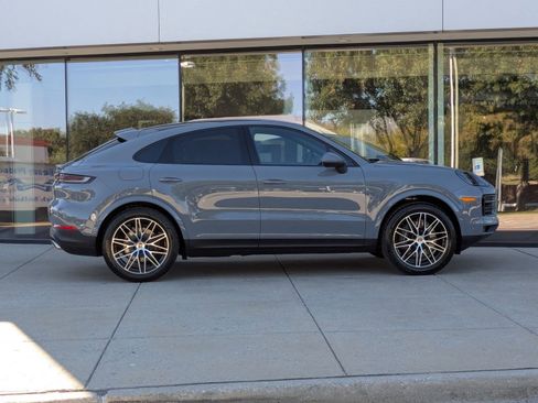 New 2026 Porsche Cayenne Coupe image 8