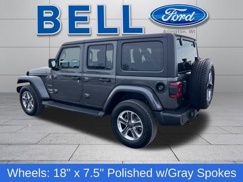 Used 2018 Jeep Wrangler Unlimited Sahara image 6