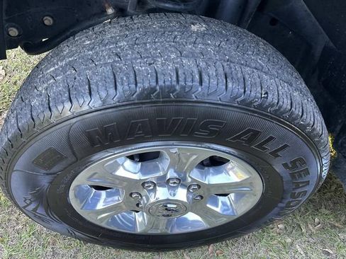 Used 2024 RAM 2500 Big Horn image 23