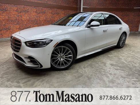 Used 2025 Mercedes-Benz S 580 4MATIC Sedan image 1