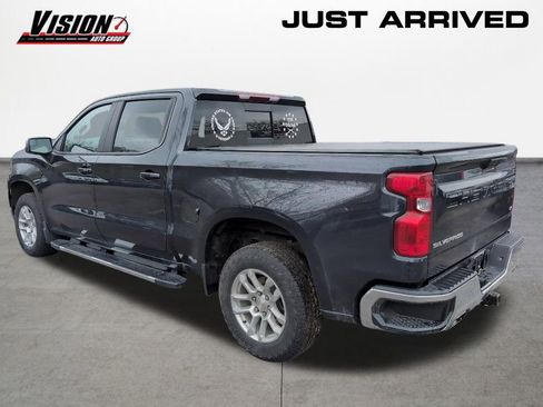 Used 2024 Chevrolet Silverado 1500 LT w/ Z71 Off-Road Package AWD/4WD image 4