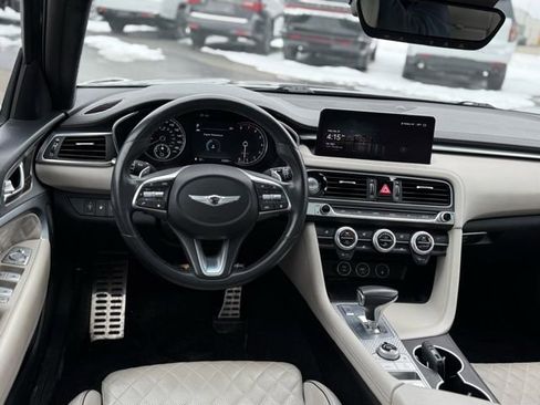 Used 2023 Genesis G70 3.3T w/ Sport Prestige Package image 9