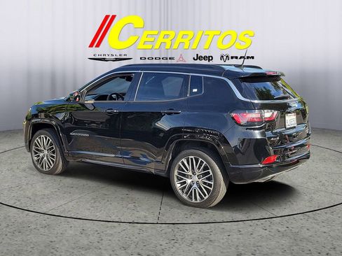 Used 2023 Jeep Compass Limited w/ Elite Group image 2
