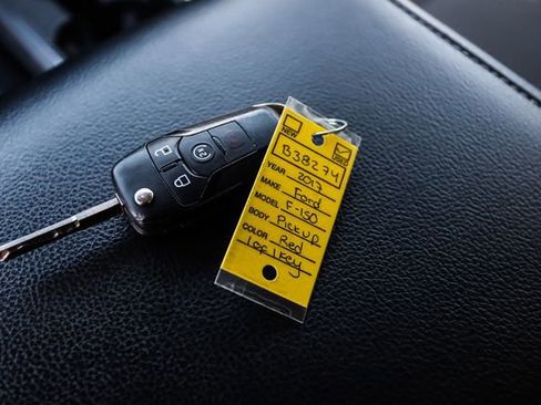 Used 2017 Ford F150 XLT w/ Equipment Group 302A Luxury AWD/4WD image 76