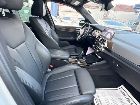 Used 2019 BMW X3 xDrive30i w/ Driving Assistance Package AWD/4WD image 17
