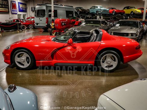 Used 1994 Dodge Viper RT/10 image 19